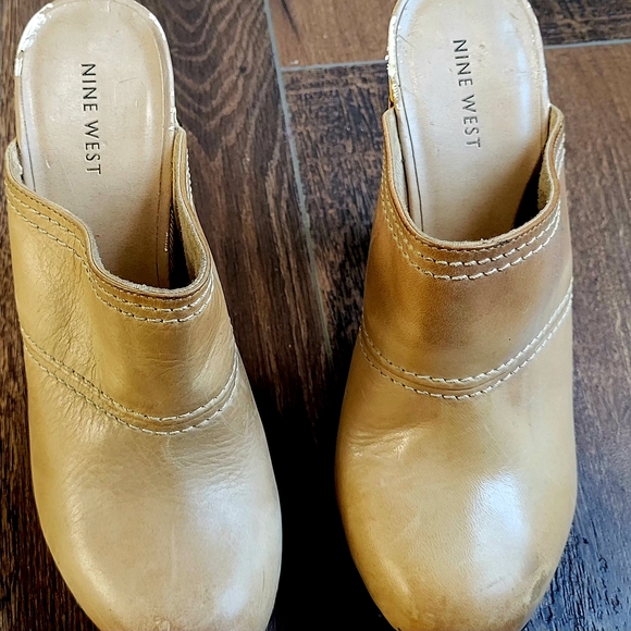Nine West Tan Leather Mules - Picture 1 of 4